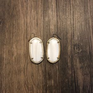 Kendra Scott Elle Gold Drop Earrings - White Pearl